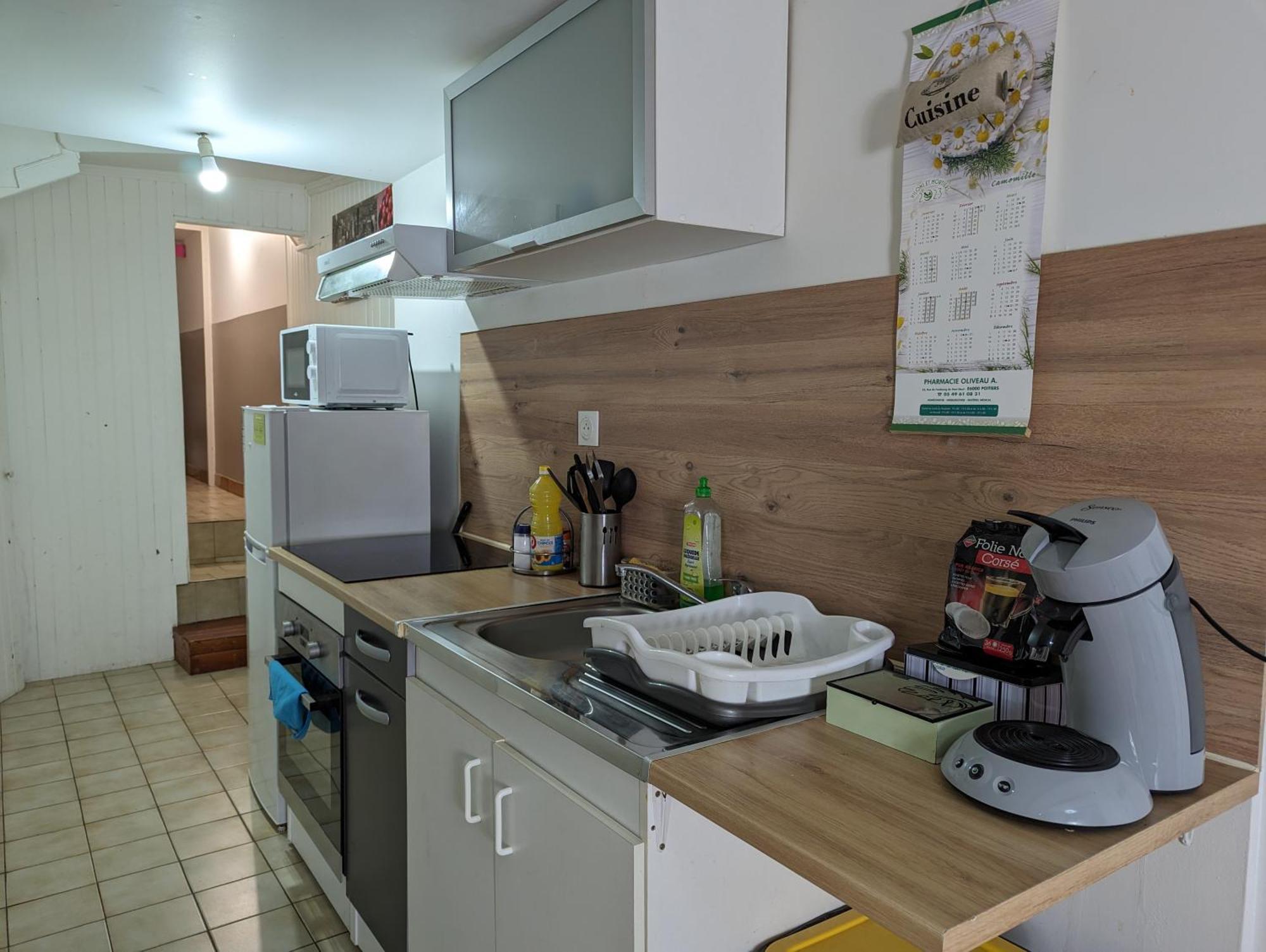 Maison Et Appartements D'Anatole France Proche Centre-Ville, Universite - Chu, Patinoire Et Futuroscope ปัวติเยร์ ภายนอก รูปภาพ